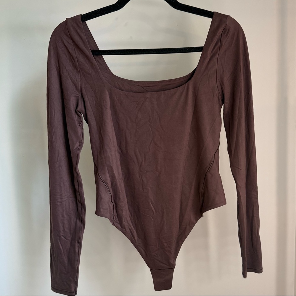 Never Worn - Nulu Square-Neck Long-Sleeve Bodysuit Size Medium in Espresso